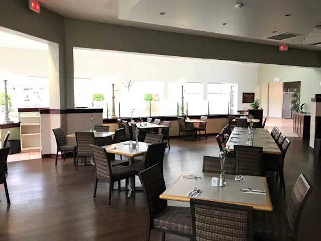 Garden Court Restaurant