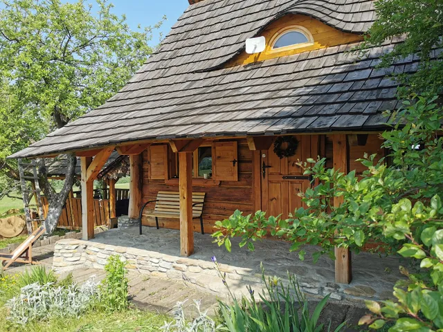 Jabłoniowa Chatka