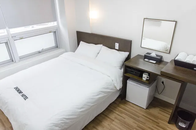 Ekonomy Hotel Haeundae