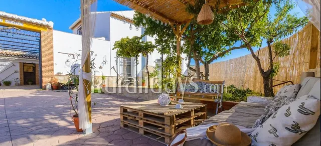 Cortijo Los Dolmenes