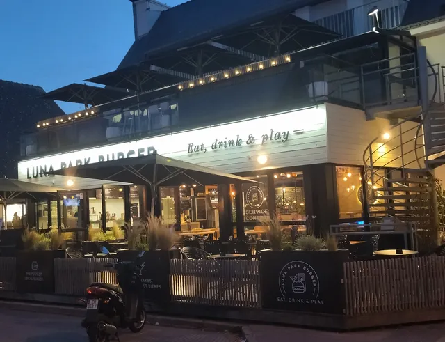 LunaPark Burger