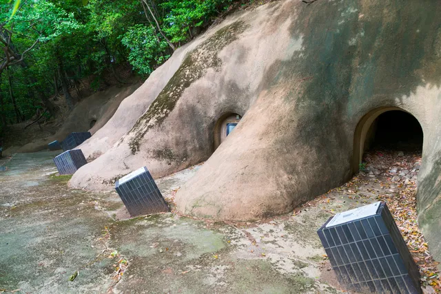 Ichigao lateral holes Mounds