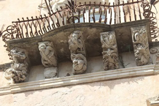 Palazzo Cosentini