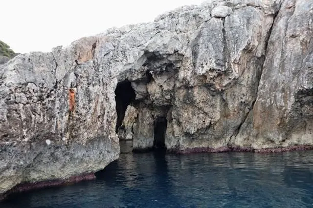 Grotta delle Rondinelle