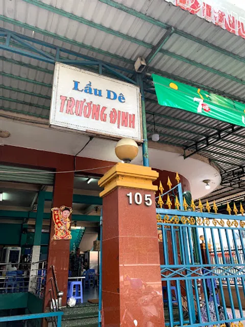 Lẩu dê Trương Định.