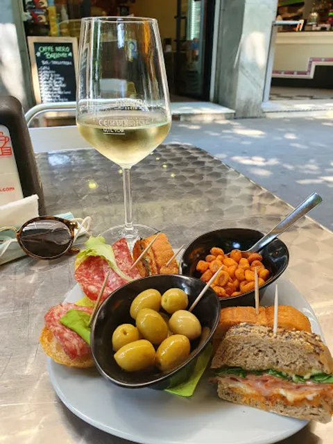 Caffè Nero Bollente