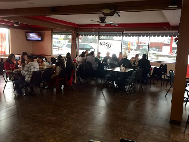 El Trópico Bar Restaurant