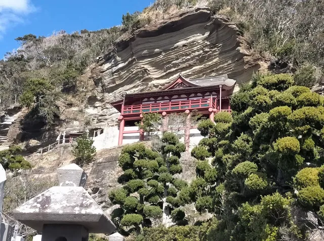 Gakekannon temple