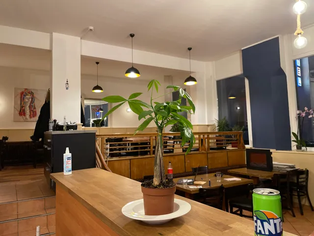 M&C Döner Pizza burger