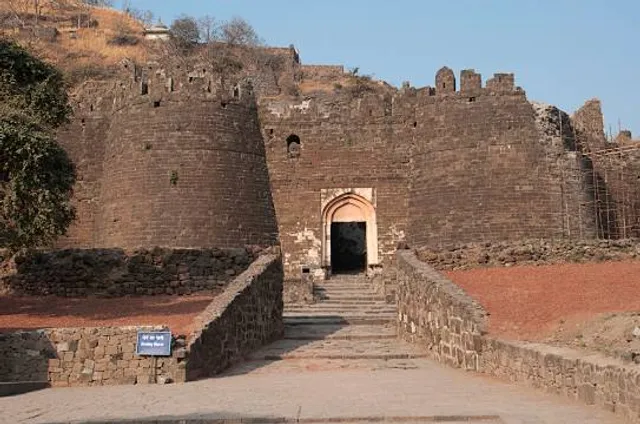 Narwar Fort | नरवर किला