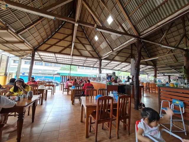 Muang Trang Chicken and Rice