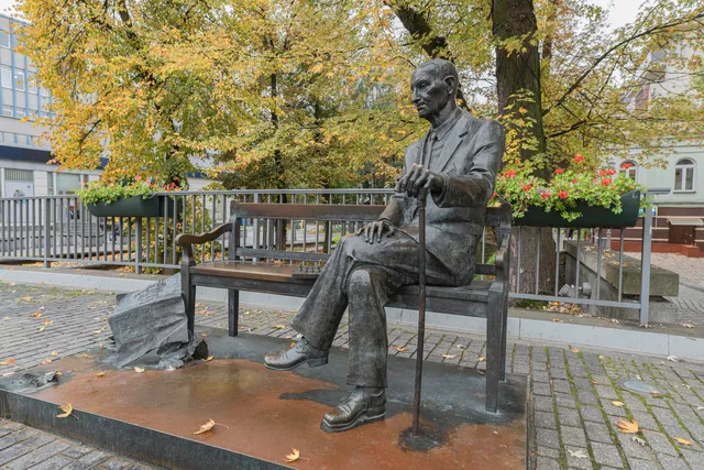 Ławeczka Jana Karskiego