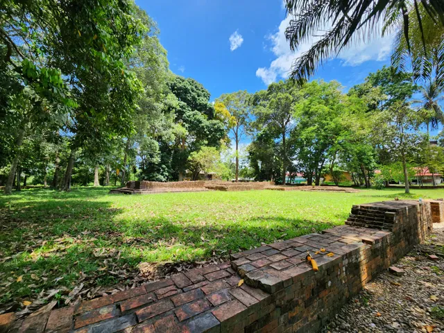 Boran Sathan Wat Moklan