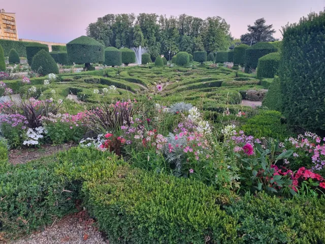 évêché Garden