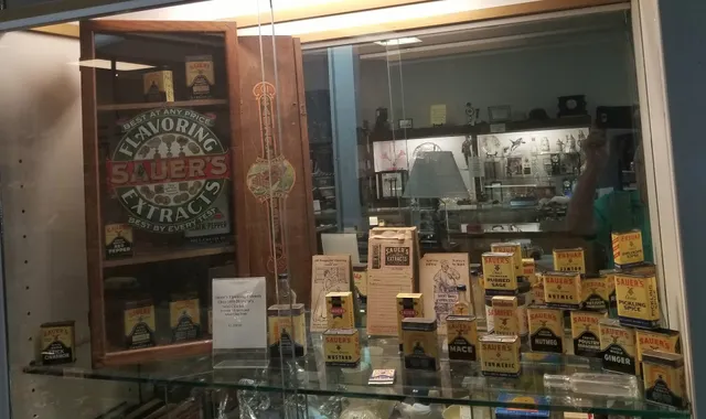 Tom's Coins and Antiques