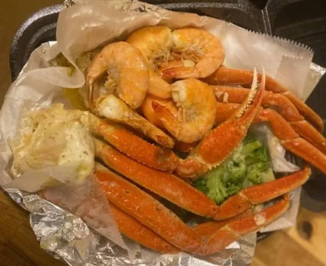 MAM Seafood and Soulfood