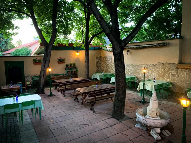 Sekrestyés Étterem és Cukrászda