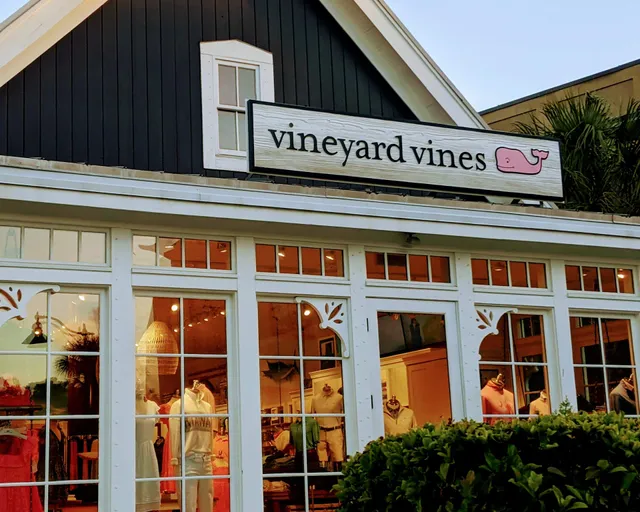 vineyard vines