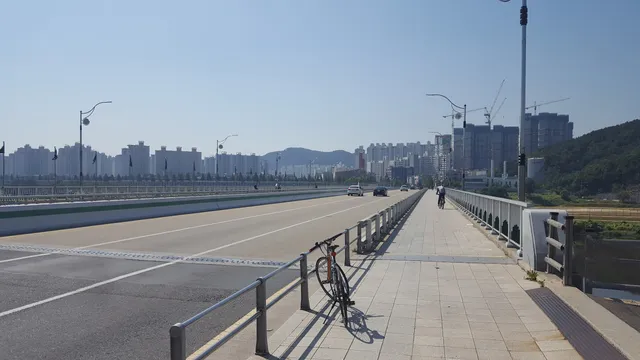 Secheongyo Bridge