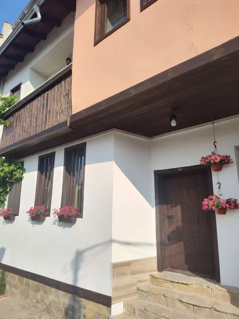 Легендарната къща „Свети Сава“ | Хотел във Велико Търново | Нощувки във Велико Търново | Стаи за гости във Велико Търново