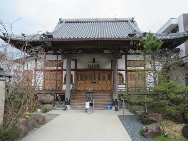 Sotoshu Tsukiesan Unsei Temple