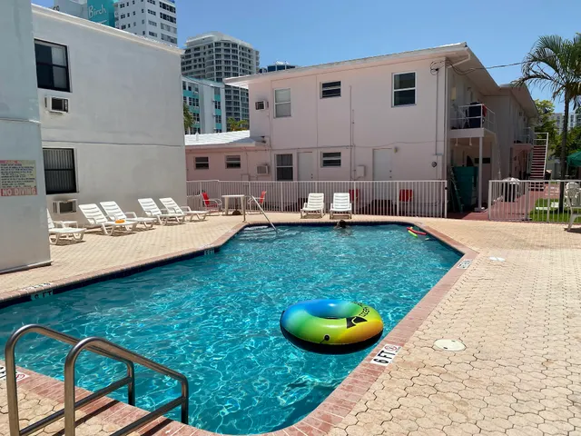 Napoli Belmar Resort