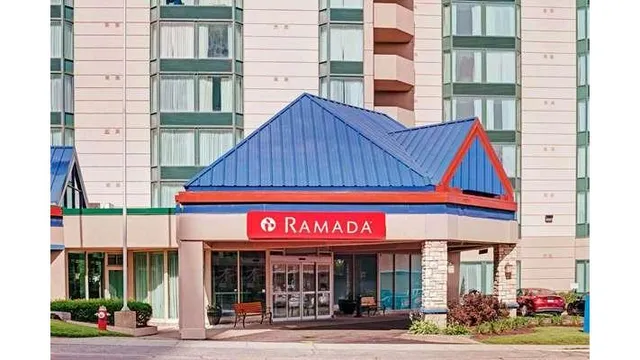 Ramada by Wyndham Niagara Falls/Fallsview
