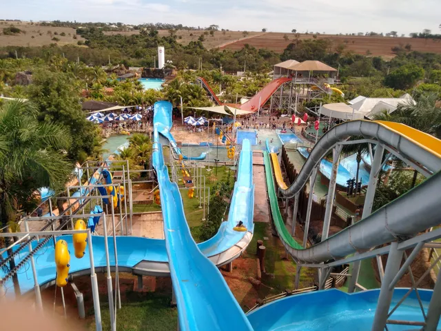 Montanha Russa Aquática