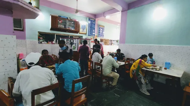 Monalisa Hotel And Restaurant