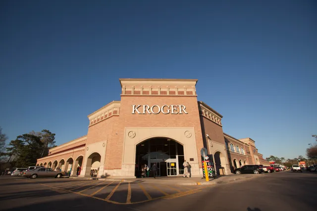 Oak Forest Shopping Center