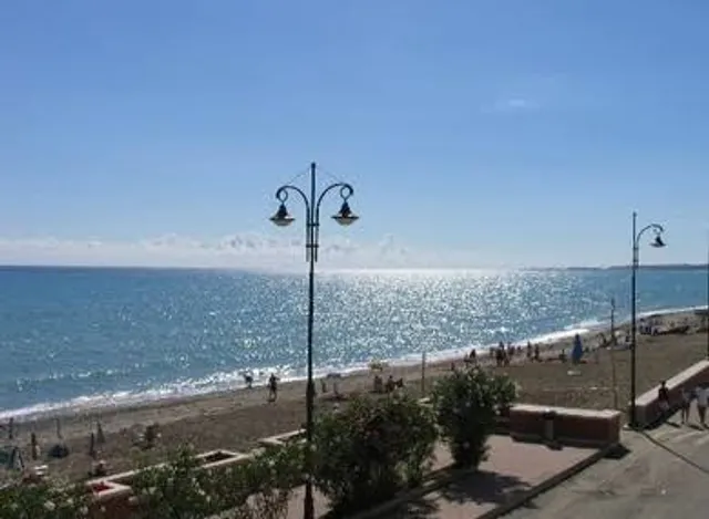 Spiaggia di Crucoli Torretta