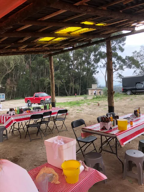 "Barbacoa Familia Gomez"