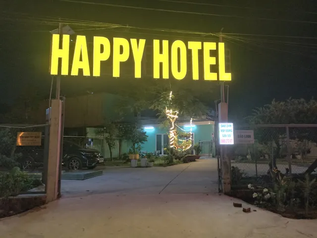 Happy Hotel