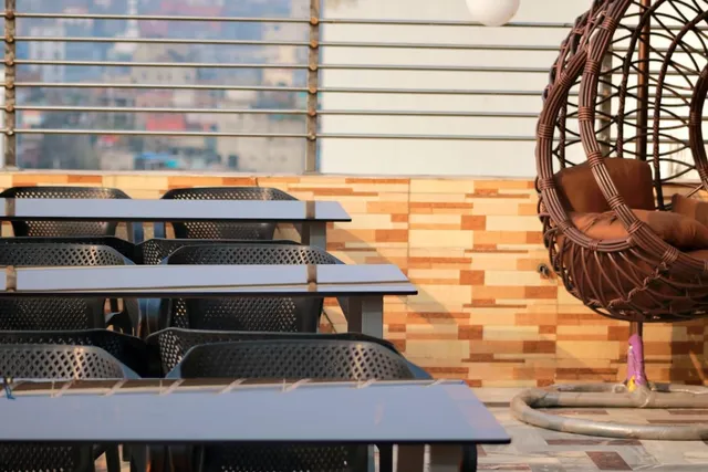 Food Lounge Rooftop Restaurant