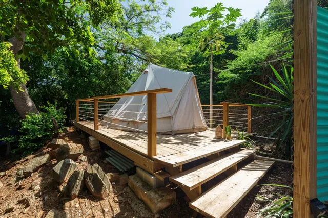 Tropical Treehouse in Paradise