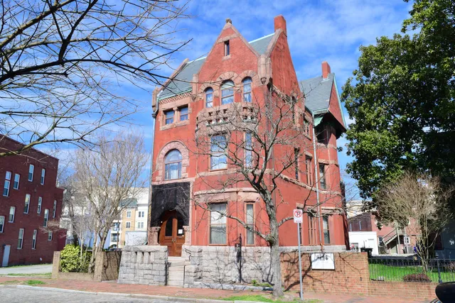 Hunter House Victorian Museum