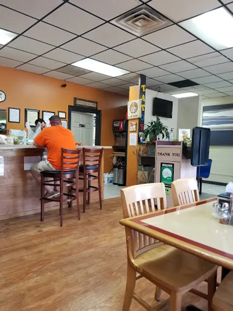 Tato's Pizzeria and Restaurant