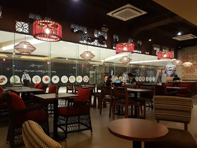 Highlands Coffee Double Dragon Plaza