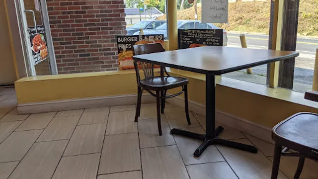 Krispy Seafood & Chicken Capital heights MD 20743