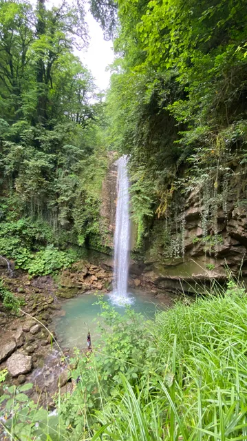 Darno Velerdeh Waterfall