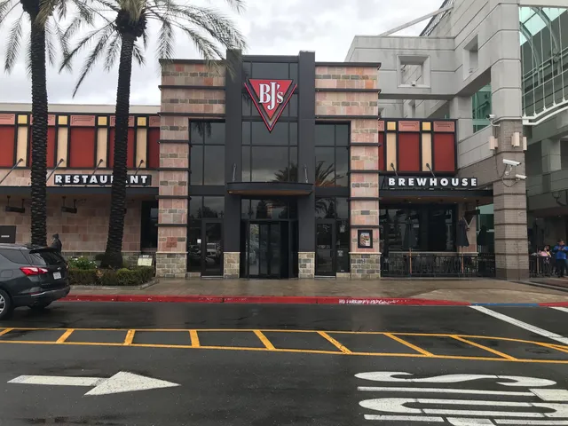 BJ's Restaurant & Brewhouse