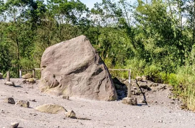 Lava Merapi and Alien Stone