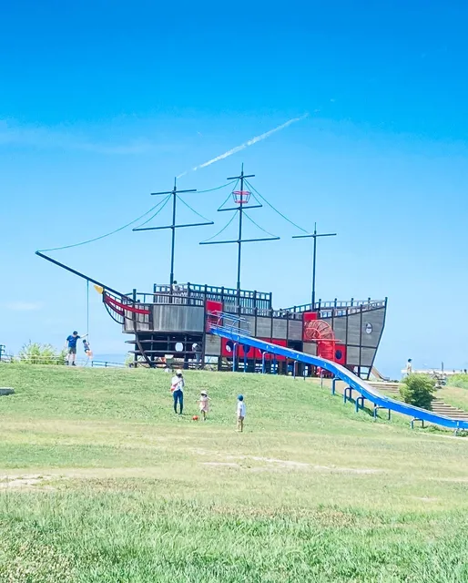 Horidemae Chuo Park (Tobikko Park)