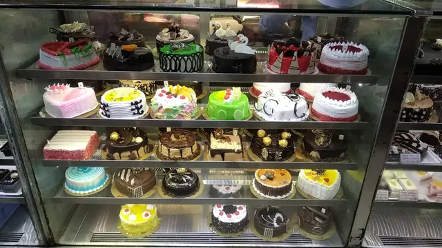 Monginis Cake Shop