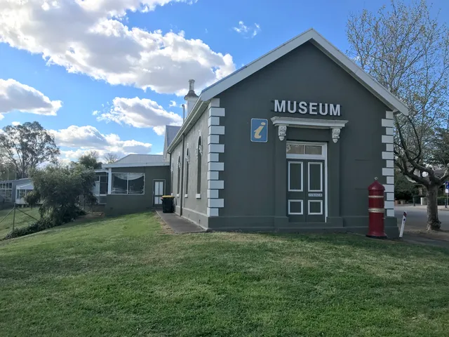 Benalla Costume & Kelly Museum