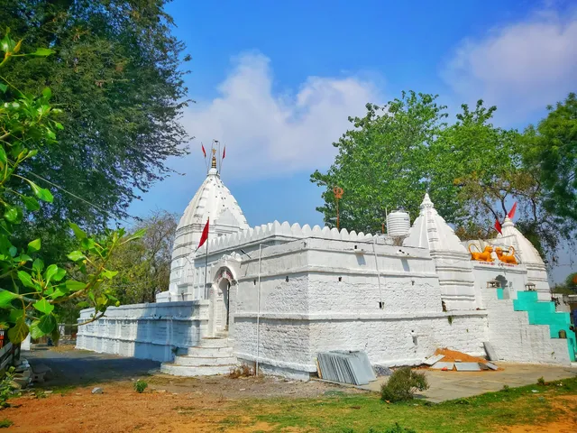 लक्ष्मणेश्वर मंदिर