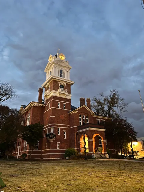 Gwinnett Historic Courthouse