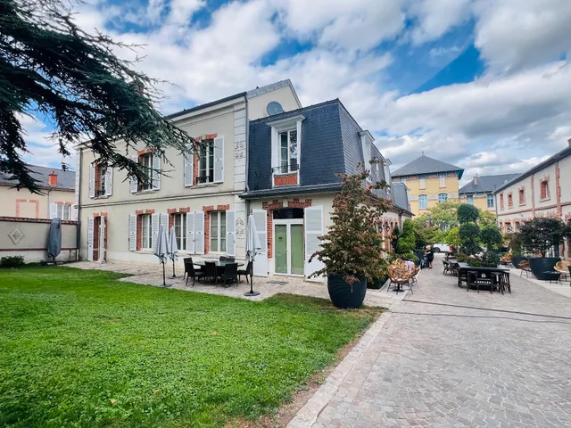 A. Bergère Champagne