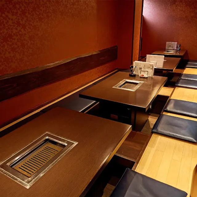 本格焼肉・もつ鍋 肉衛門葛西店 KASAI NIKUEMON