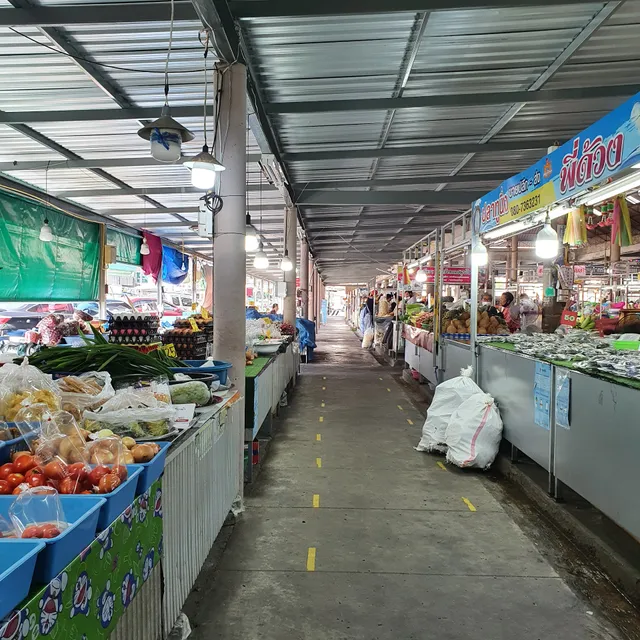 Yamo Market